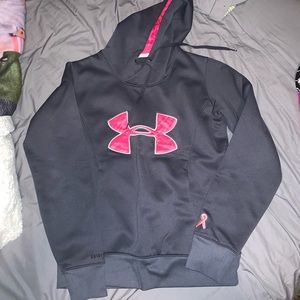 Under Armour sweatshirt
